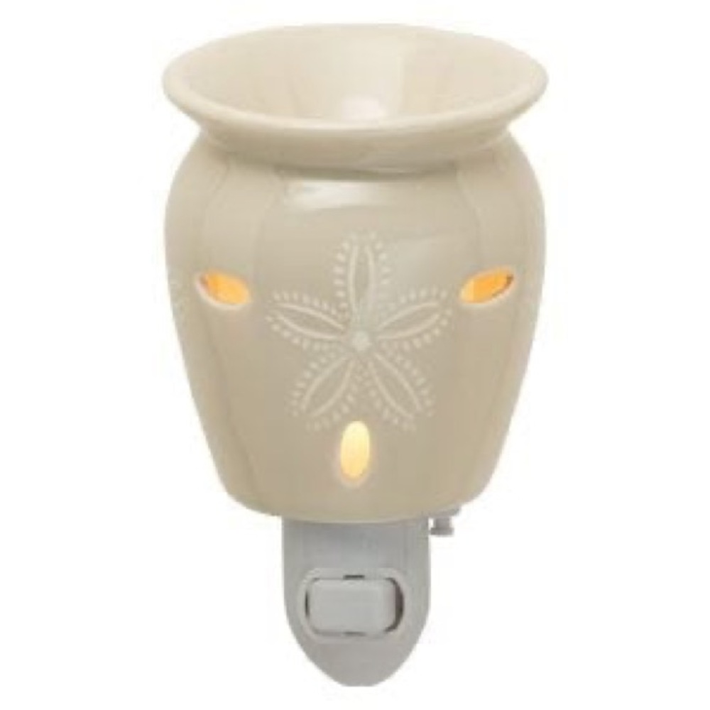 NWT! Scentsy Sand Dollar Mini Nightlight Warmer / Aromatherapy / Odor Diffuser